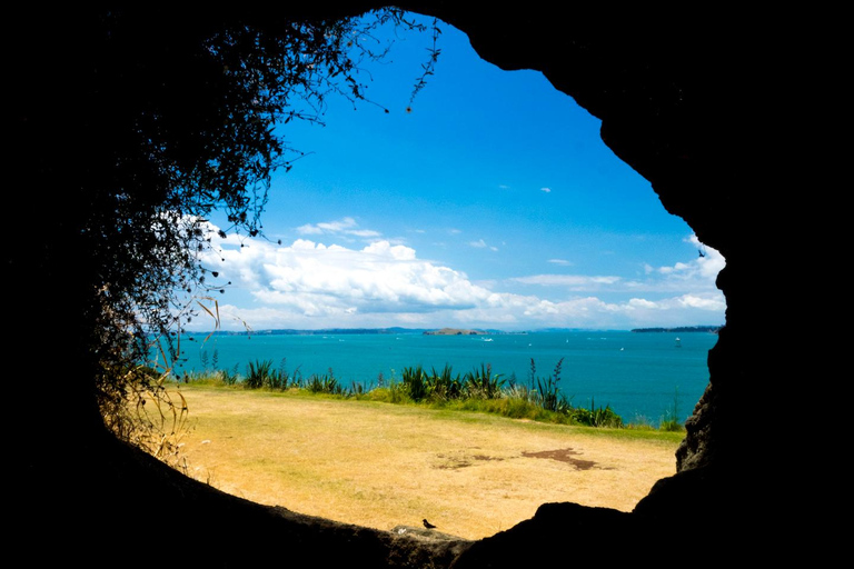 Private Auckland Natural Caves and Tunnels TourAuckland Natural Caves and Tunnels Tour