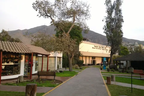 Visita o Museu do Ouro do Peru e das Armas do Mundo