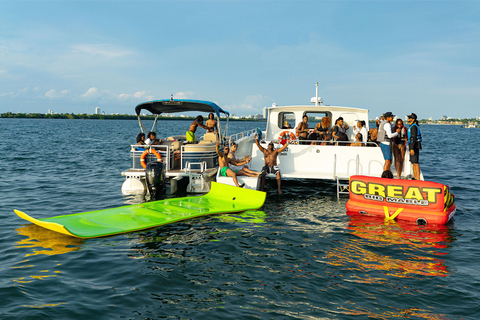 Miami : Croisière aventure avec Jetski, Tubing et boissonsForfait pour 8 personnes : Tour avec essence et frais de port de plaisance