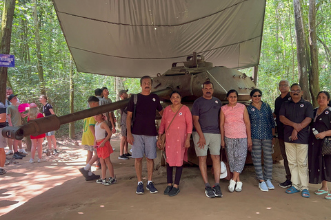 Tour privato dei tunnel di Cu Chi da Ho Chi Minh City in auto