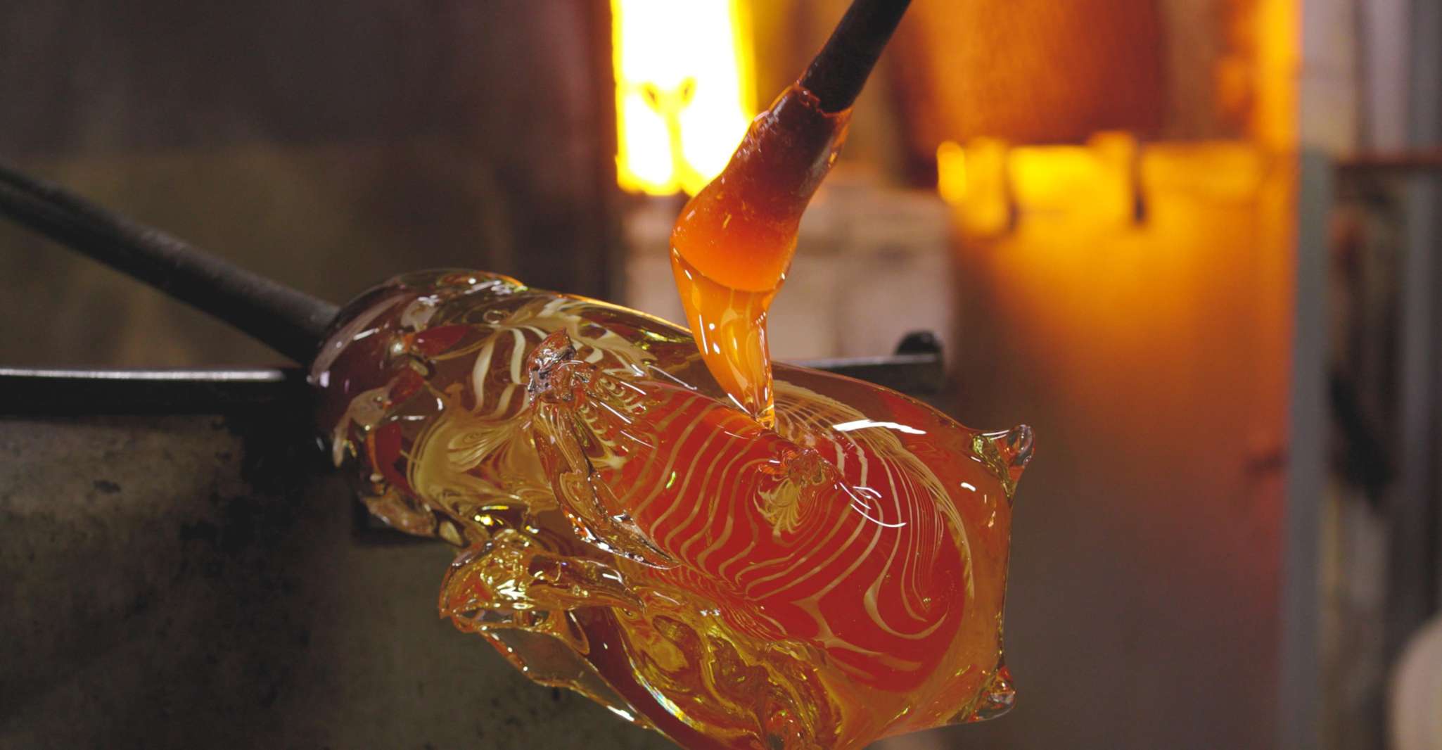 Murano, make your item with a glass master and take it home - Housity