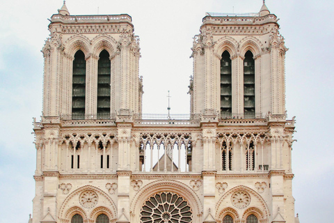 Notre-Dame Outdoor Tour with Pastry & Sainte-Chapelle Entry