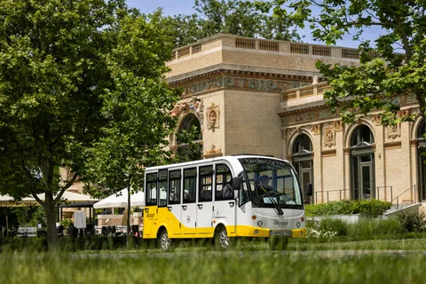 Budapest - bussrundtur Busstur i stadsparken Budapest (Városliget)