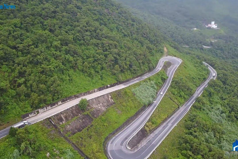 Da Nang: Esplora il passo di Hai Van con la jeep dell&#039;esercito americano