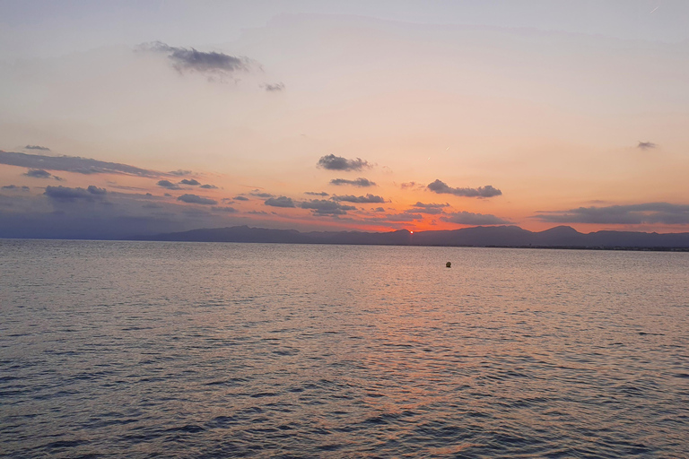 Salou: Paseo Privado en Barco Zodiac por las Calas de Salou