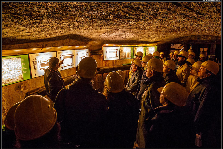 TOP da Eslováquia: Mina em Banská Štiavnica e natação em cavernas