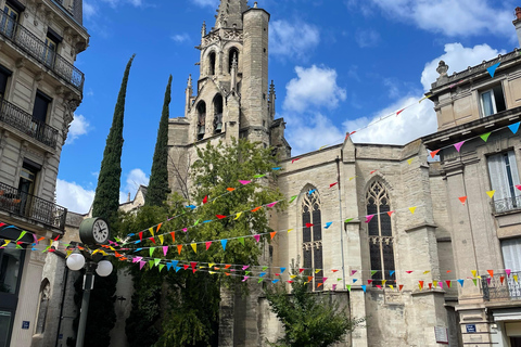 Avignon : visite à pied de l&#039;histoire et de la légendeTOUR D&#039;ANGLAIS