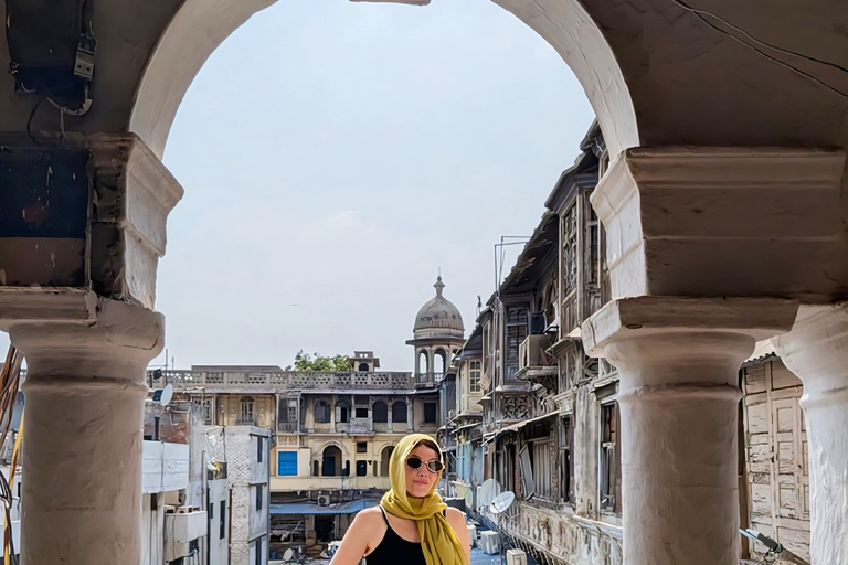 Tour de día completo por lo mejor de Delhi: cultura, comida y monumentosTour guiado en grupo de un día completo