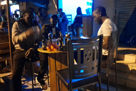 Nairobi: esperienza di vita notturna con drink e balli