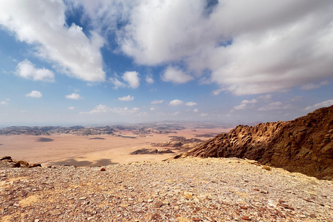 Wadi Rum: Full Day Jeep Sunset Tour with Lunch