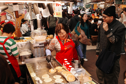 Seoul Vegan Vegetarian Market Food Tour with Temple Classics