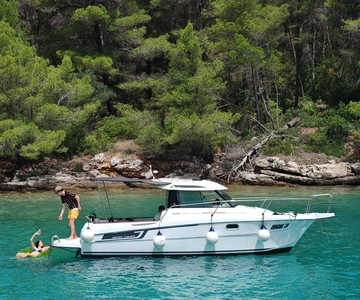 From Zadar: Islands Boat Tour with Drinks