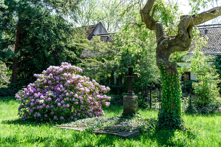Görlitz: From the Pestacker to the Fall of Man – Guided Tour of St. Nicholas Cemetery