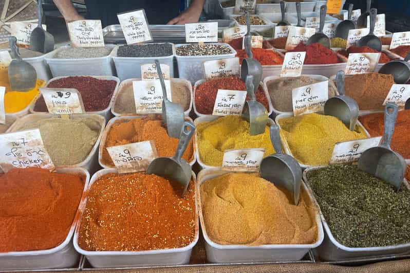 Tel Aviv: Carmel Market & Neighborhood Guided Walking Tour