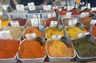 Tel Aviv: Carmel Market & Neighborhood Guided Walking Tour
