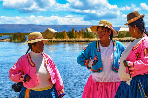 Puno: Lake Titicaca Tour with Uros Islands & Lunch