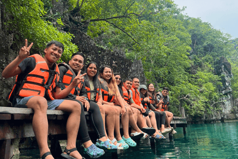 Coron Super Ultimate: 7 Ausflugsziele mit Mittagessen &amp; TransfersCorons 7 sehenswerte Inseln: Mit Kayangan &amp; Barracuda