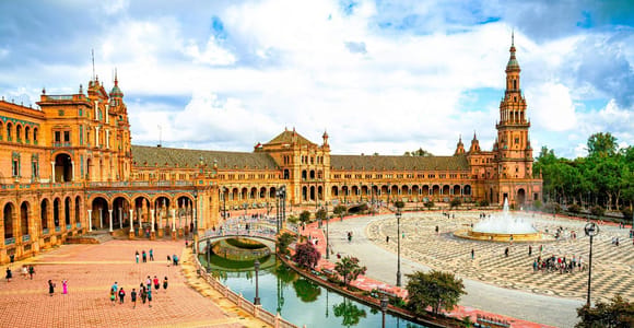 Algarve: Seville Full-Day Shopping and Sightseeing Tour