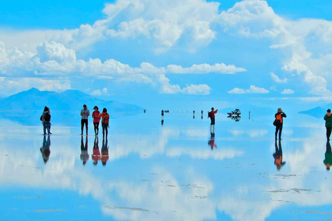 Uyuni: 2-tägige Tour mit Zugfriedhof und Salar de Uyuni