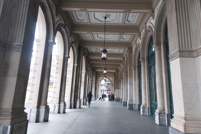 Zurich: Bahnhofstrasse Hidden Stories Walking Tour