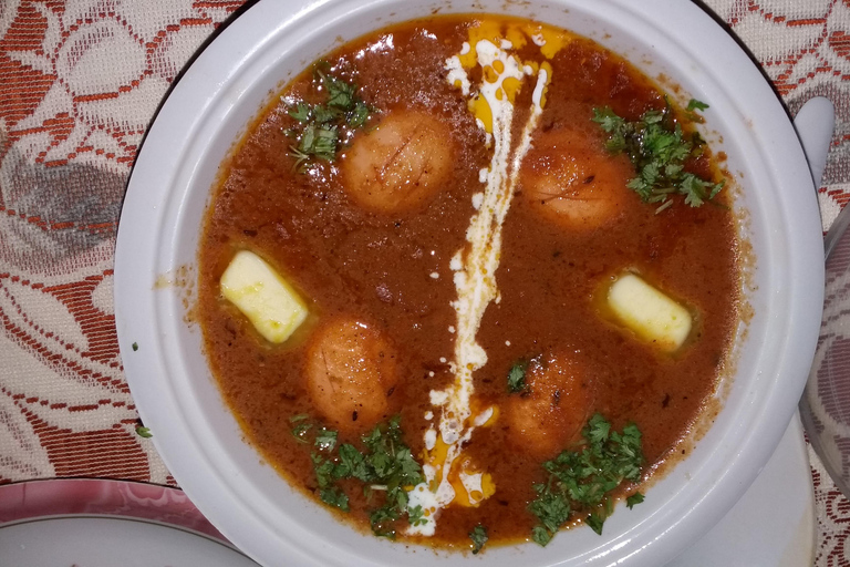 Aula de culinária indiana com mercado de vegetaisAula de culinária vegetariana e não vegetariana com mercado de vegetais