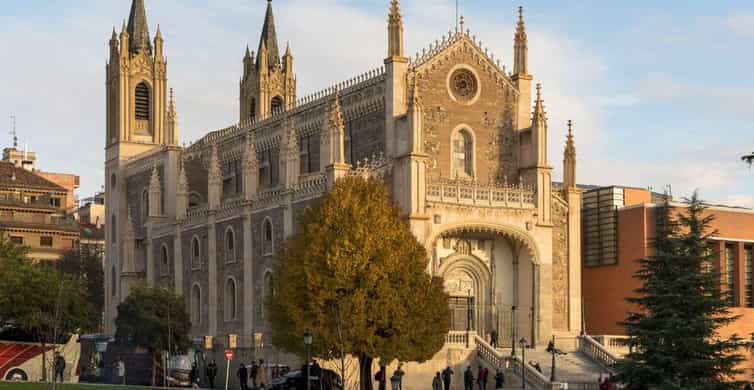 Madrid: Highlights City Tour by Electric Tuk Tuk photo 6