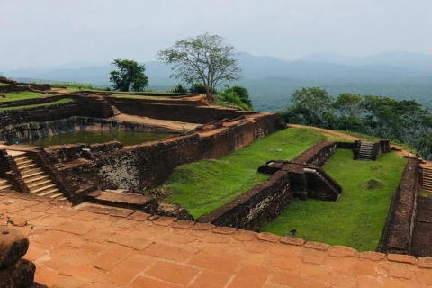 Visite de Kandy à Sigiriya en Tuk Tuk
