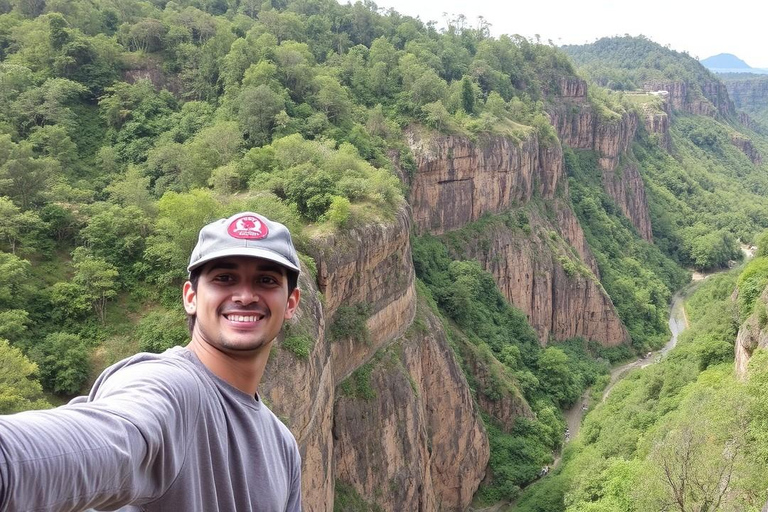 Depuis Batumi : Excursion d&#039;une journée dans les canyons de Martvili et d&#039;Okatse