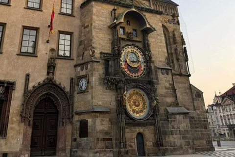 Prague: Old Town and Jewish Quarter Walking Tour