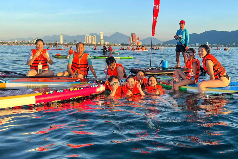 Da Nang: Man Thai Beach Stand-Up Paddleboarding Tour