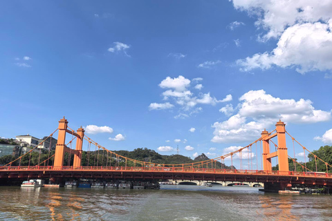 Guilin City Highlights Shared Cruise Day Trip + Pickup