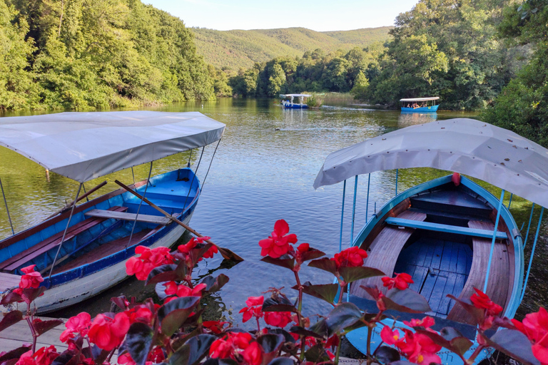 Vanuit Tirana: Dagtrip naar de stad Ohrid en het klooster van Sint Naum