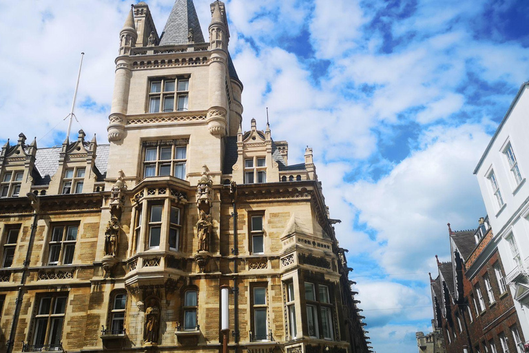 Best of Cambridge: Private Walking Tour with a LocalPrivate City Walking Tour - 2Hr