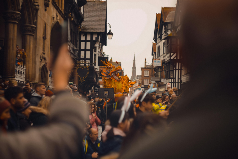 Chester Walking Tour with a Local 2-Hour Private Walking Tour