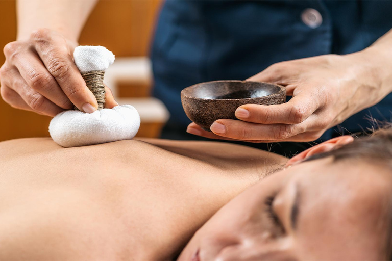 Kandy: Ayurvedic Wellness Tour by Tuk-Tuk