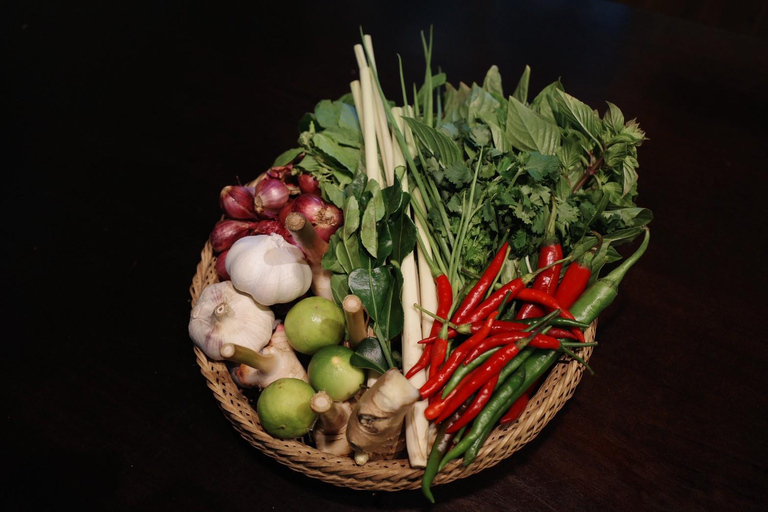 Ayutthaya: From Garden to Kitchen—Thai Cooking You Can Use