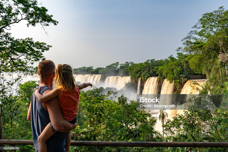 IGUAÇU FALLS BR - PRYWATNY TRANSPORT Z PRZEWODNIKIEM.