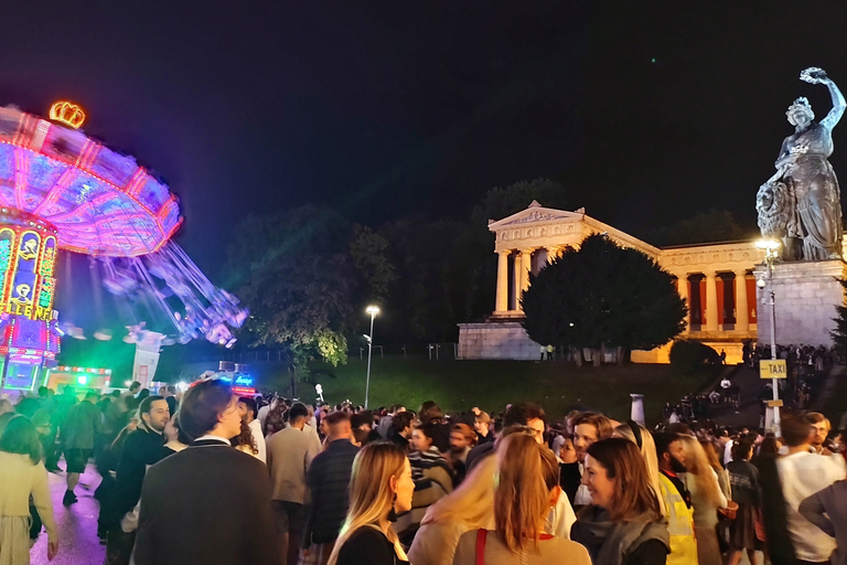 Munich: Oktoberfest Tour & Big Beerhall Evening Reservation 1. Sunday Oktoberfest 2026: Tour & Big Beerhall Reservation