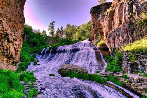 De Ereván a la Cascada de Shaki-Jermuk-Noravank y Khor Virap