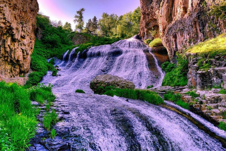 De Ereván a la Cascada de Shaki-Jermuk-Noravank y Khor Virap