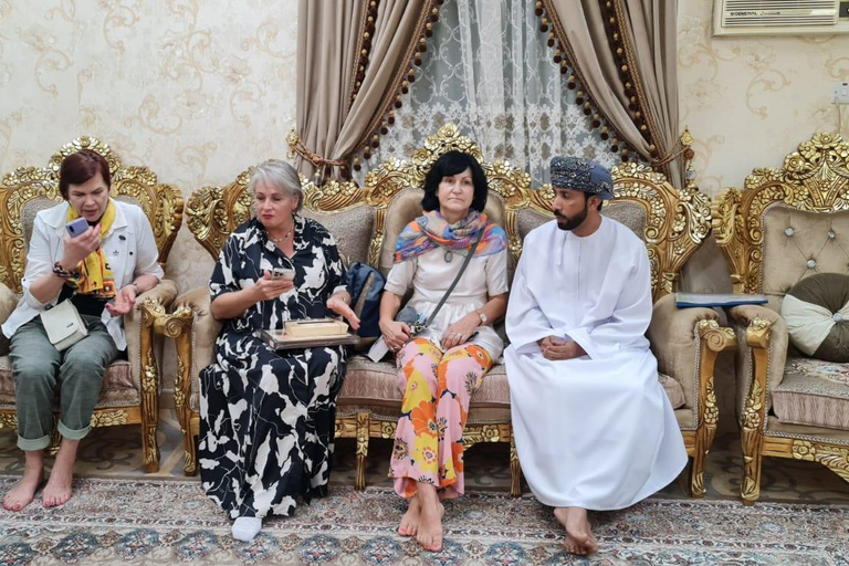 From Muscat: Authentic Omani Dinner with a Local Family