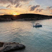 Malta: Laguna Azul, Cuevas, Comino y Gozo Excursión Privada en Barco