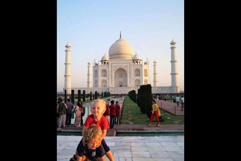 From Delhi: Private Taj mahal ,Agra Daytrip by express Train From Delhi: Private Taj mahal & Agra Tour by express Train