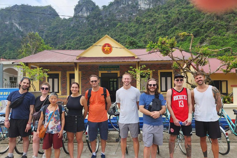 2 日吉婆岛-兰哈湾小团游（含三餐和门票）2天吉婆岛-兰哈湾之旅包括从河内出发的单程接送服务。