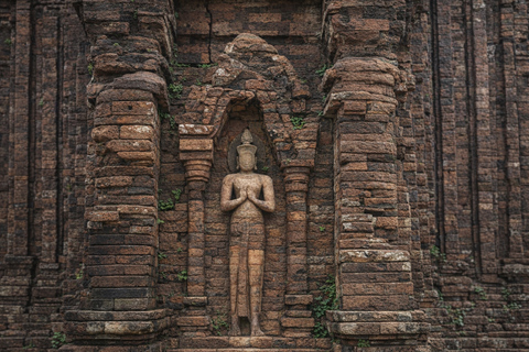 Da Nang: My Son Sanctuary & Golden Hands Bridge Private Tour