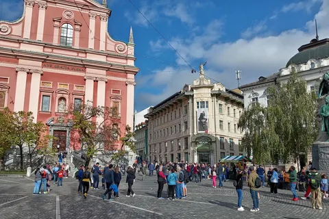 Ljubljana: Tour stupenda divertente esperienza tempo storia