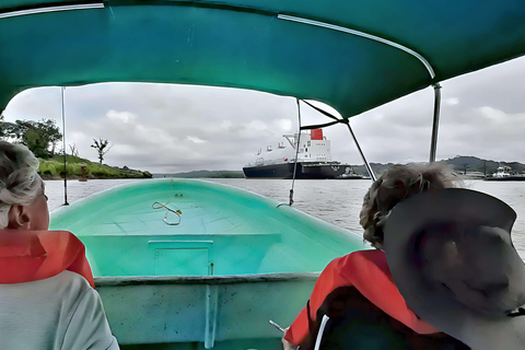 Feed Wild Monkeys on Panama Canal at Monkey Island Adventure No Hotel Pickup