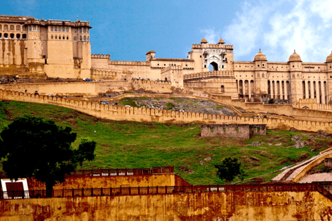 Ganztägige Jaipur Sightseeing Tour mit Auto und Fahrer