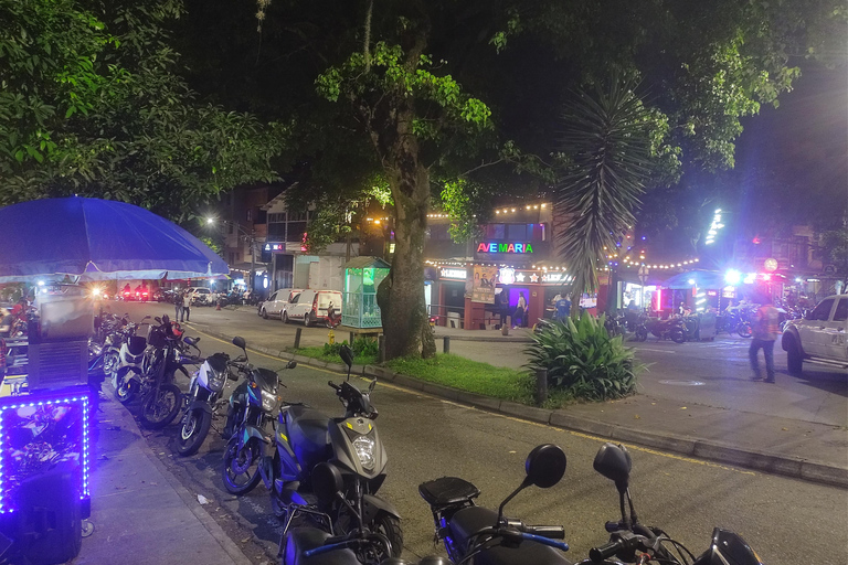 Medellin : Visite de la vie nocturne et de la fête en tant que local