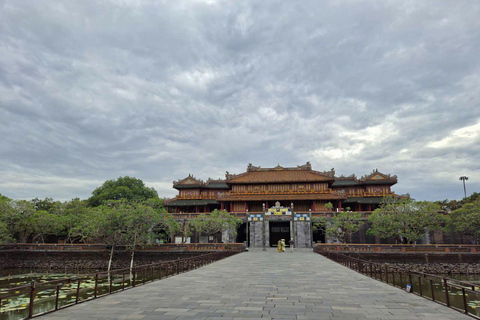 Da Nang: Private Hue Trip via Hai Van Pass
